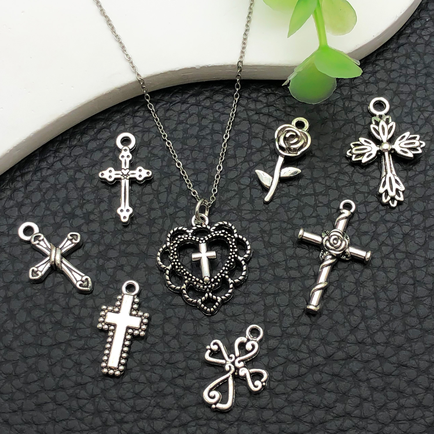 52pcs Assorted Cross Pendants  - Ethnic Fashion Jewellery 리뷰 및 가격